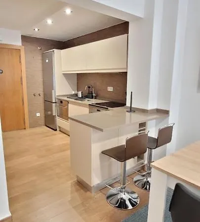 Metro And Апартаменты